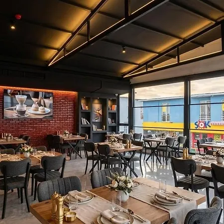 Mustafa Restaurant فندق باموكاليه
