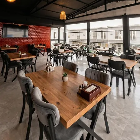 Mustafa Restaurant باموكاليه